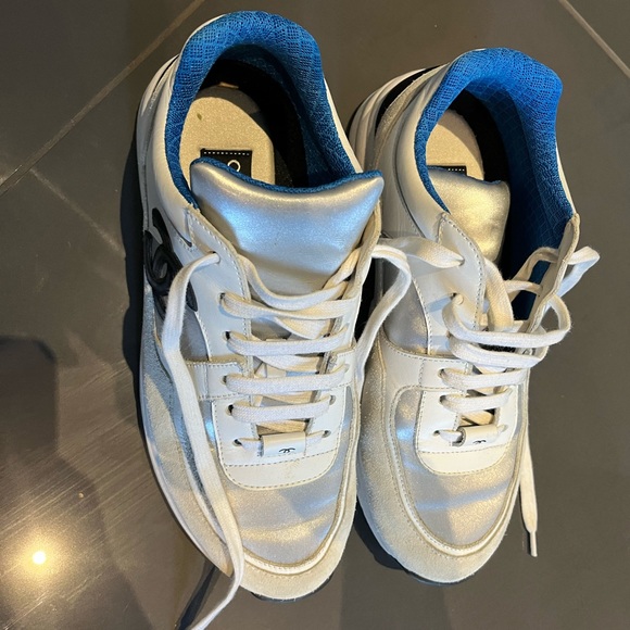 CHANEL women’s sneakers - Picture 3 of 10